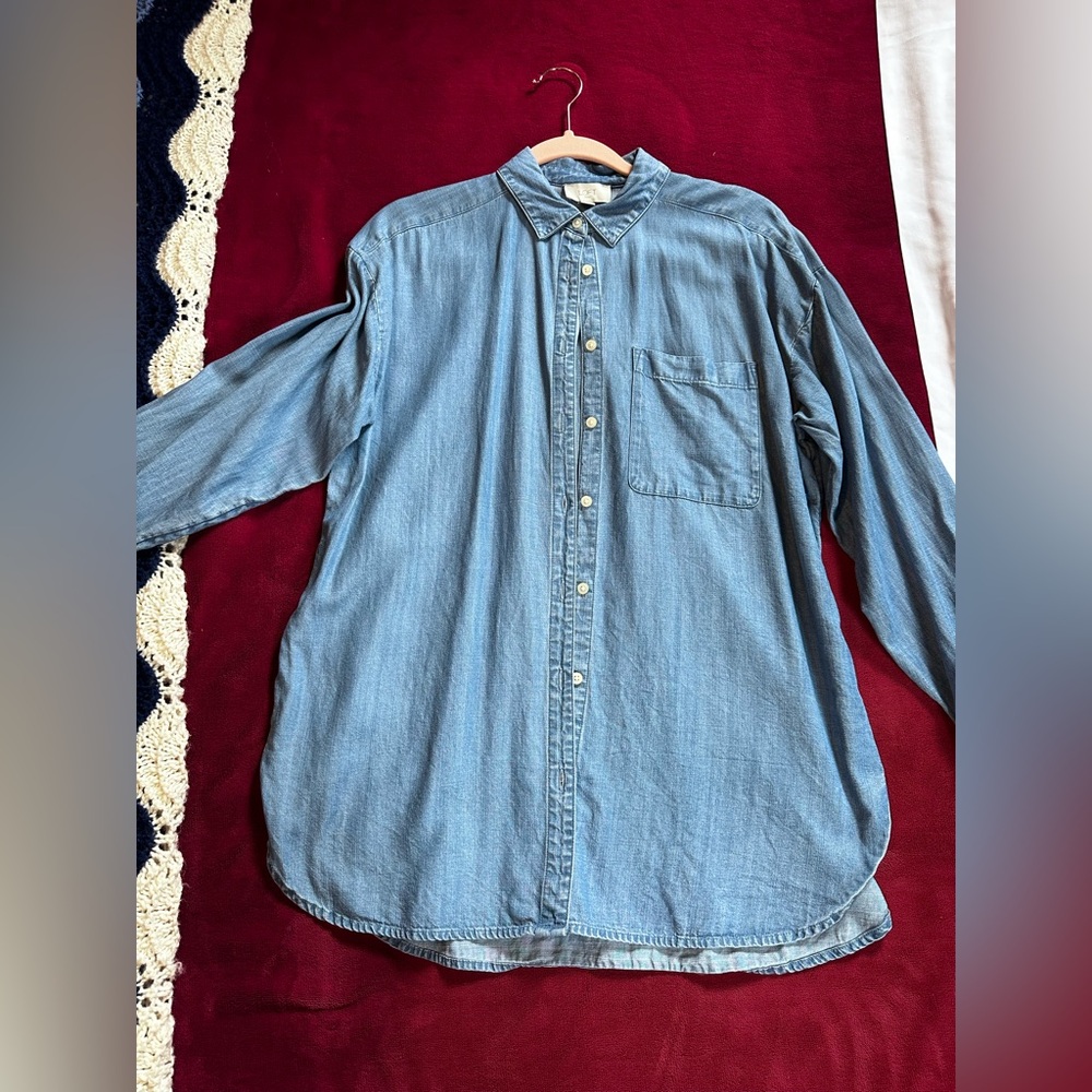 LOFT chambray Shirt S